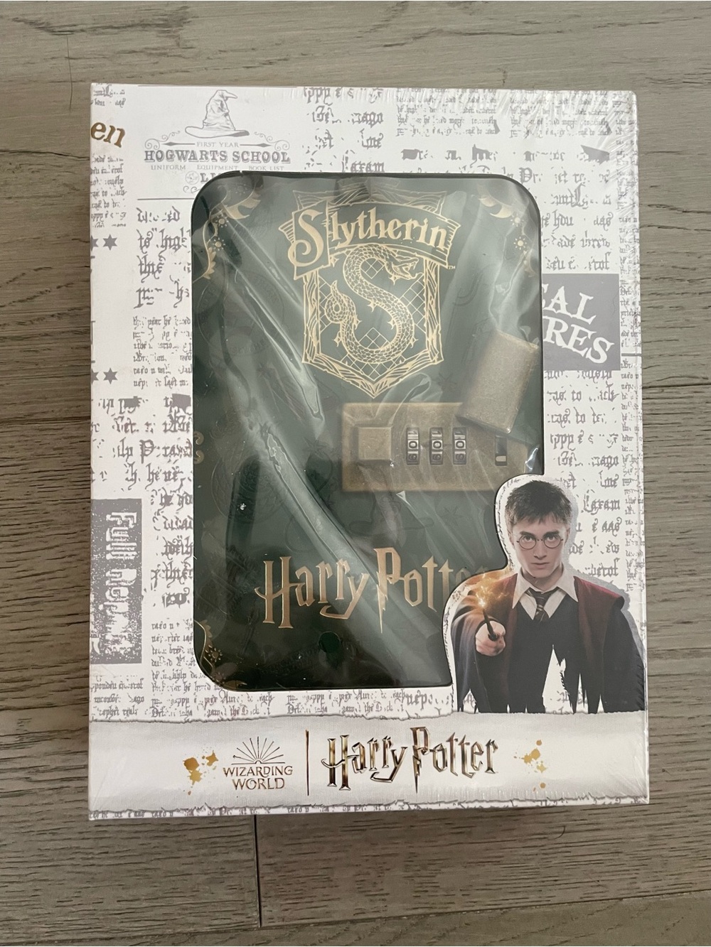 Harry Potter Slytherin Locking Journal - Green